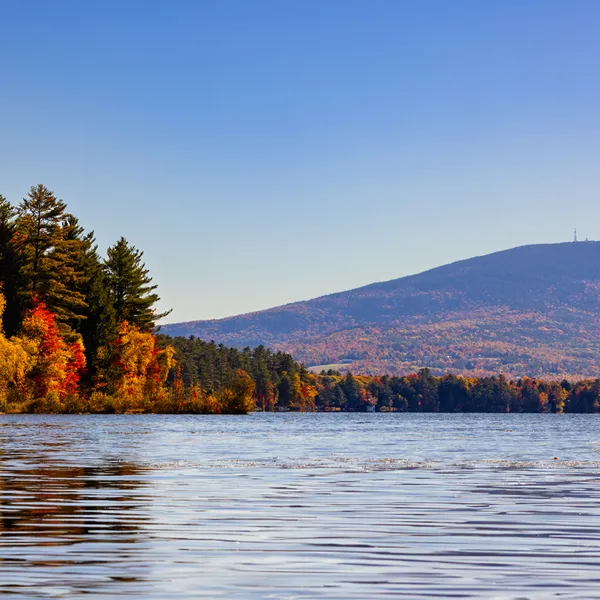 Autumn at Pleasant Lake